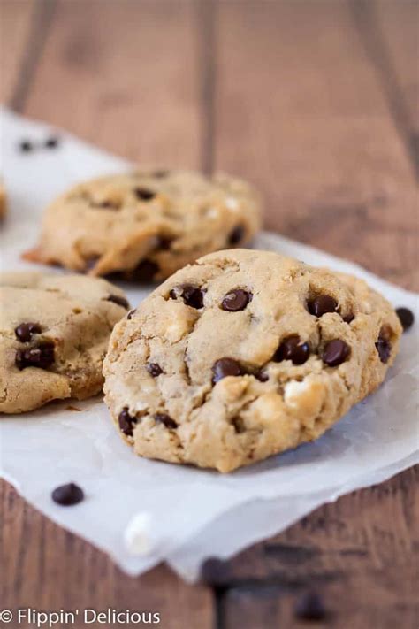 The ultimate collection of delicious & easy gluten free dairy free desserts recipes for sweets lovers everywhere! Dairy Free Gluten Free S'mores Cookies