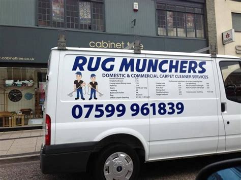 Rug Munchers Graphic Design Letters How To Make Signs Sign Design