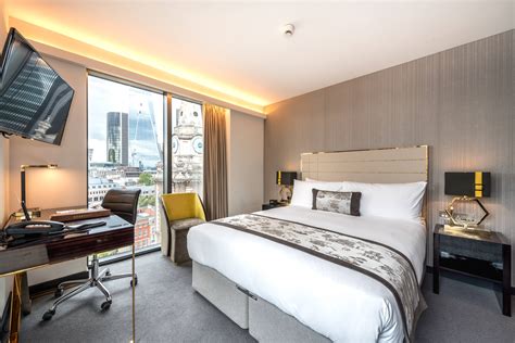 Exit tower hill tube station towards tower gateway dlr. 4 Star Hotel in Central London | Premier Rooms at Dorsett ...
