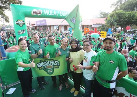 In fact, you can even discover how batu pahat got its strange name! MILO Malaysia Breakfast Day Debuted in Batu Pahat, Johor ...