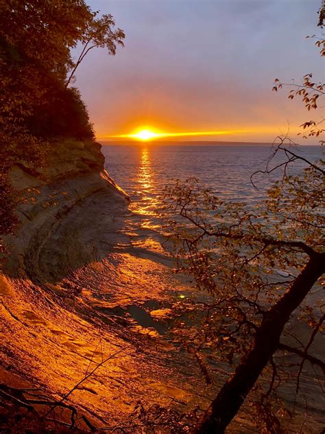 Pictured Rocks National Lakeshore Sunset Rbackpacking