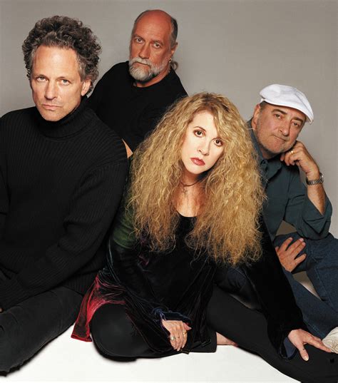 Simply called fleetwood mac, but also known as peter green's fleetwood mac, it gained widespread acclaim and reached number four in the charts. Fleetwood Mac - American Profile