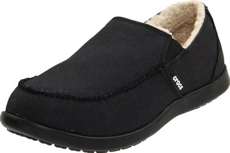 As with any shoe, your crocs® will provide the greatest comfort when you wear the right size. Crocs Shoes