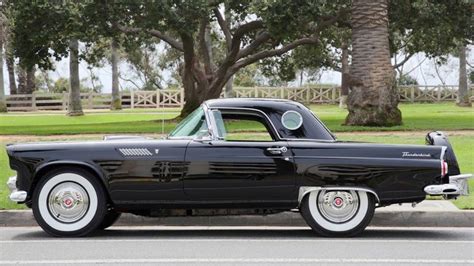 Cette Ford Thunderbird 1956 Ex Marilyn Monroe Vendue 490000 Dollars