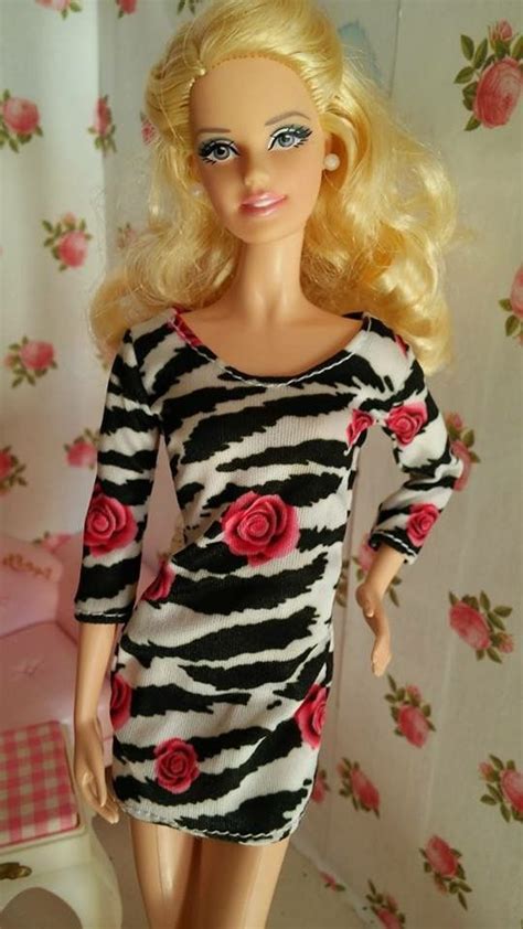 Pin By Fabiola Camachoc On Barbie World 💇🏻‍♀️💸👛👠 Mini Dress Barbie