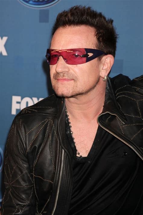 Bono (feminine singular bona, masculine plural boni, feminine plural bone). Bono Videos - The Hollywood Gossip