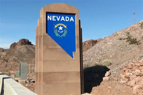 New Monument Welcome Sign Installed Boulder City Home Of Hoover Dam