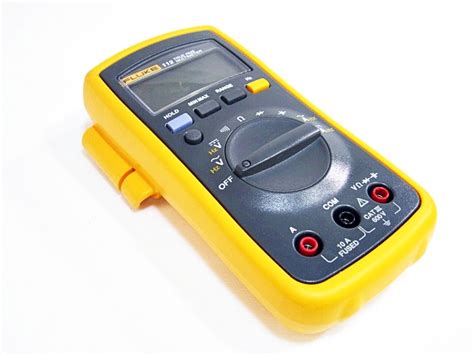 Impa 795760 Compact System Digital Multi Tester Fluke 112