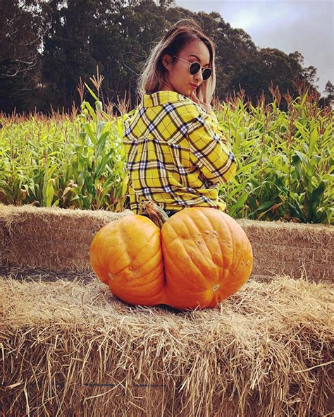 Worlds Greatest Gallery Of Pumpkins That Look Like Butts