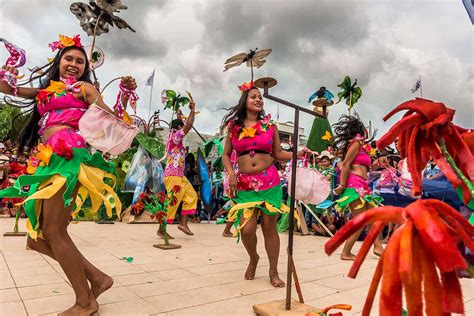 Las 7 Mejores Fiestas Típicas Para Visitar En Perú