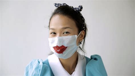 It does go away for some people. Face Mask for Haze Singapore PSA - Alice Wants a Date ...