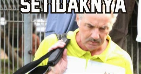 Koleksi foto seksi modelgo ratna dewi. Gambar Ngejek Arema - Nano Gambar