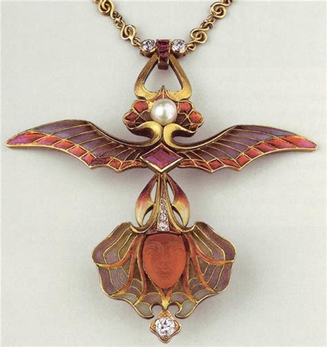 Mail.com was founded in 1995 and it's owned by a german company called united internet but the service is translated to several languages. MATIN LUMINEUX: Bijoux Art Nouveau