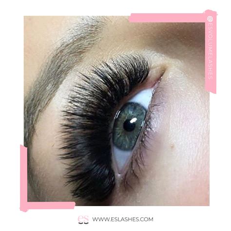 mega volume lashes using eslashes 💓🤩 eyelash extensions volume lashes eyelashes