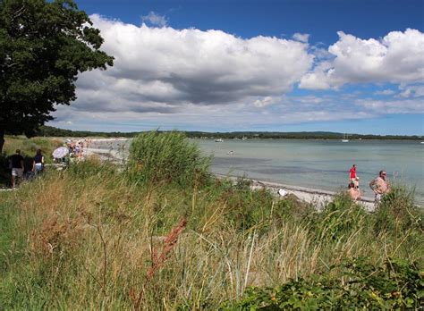 Landschaftlich zeigt sich die insel mit feinen sandstränden, steilen klippen, wald und feldern sehr abwechslungsreich. Ferienhaus in Snogebäk - Besuchen Sie die Räuchereien