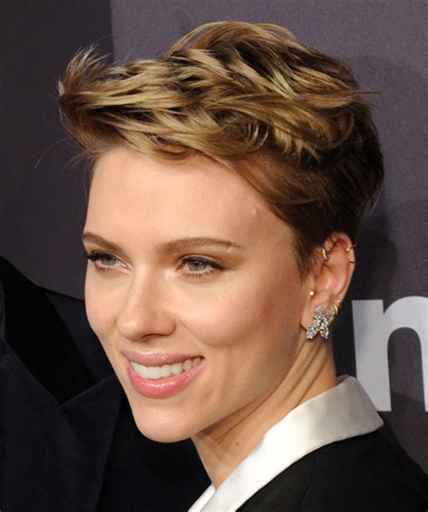 Looking for the most popular latest scarlett johansson short hairstyles? Scarlett Johansson Short Straight Casual Pixie Hairstyle ...