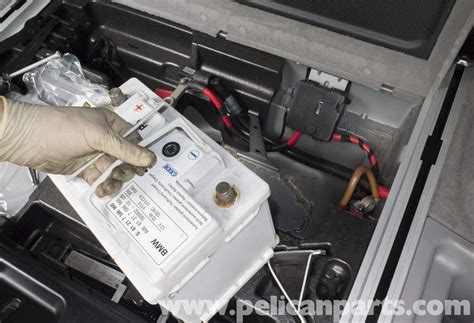 Bmw x3 sd 3000 cc diesel 2008. Pelican Parts Technical Article - BMW-X3 - Battery ...