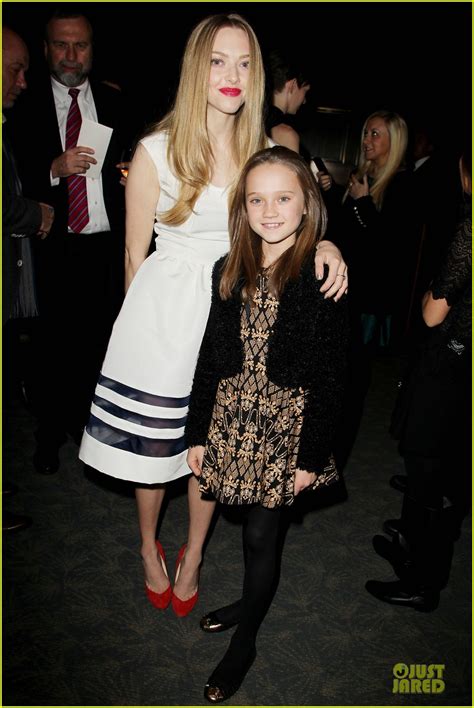 Anne Hathaway And Amanda Seyfried Les Miserables Luncheon Photo