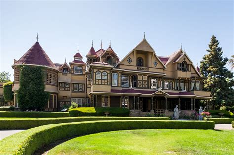 Take A Virtual Tour Of The Winchester Mystery House From Your Sofa