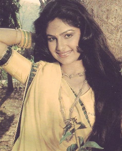 remember 90s actress ayesha jhulka here s what she is doing now