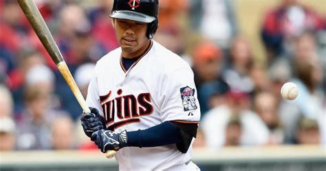 Hunter Homers For Twins In 7 2 Win Over Indians Cbs Minnesota