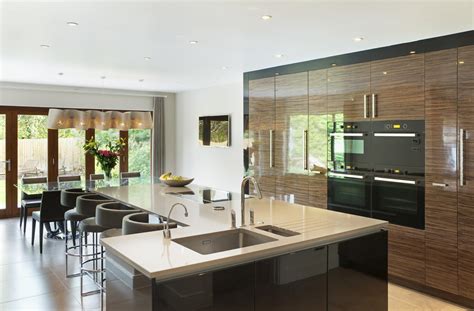 Check spelling or type a new query. 15 Eat-in kitchens that put your dining room to shame ...