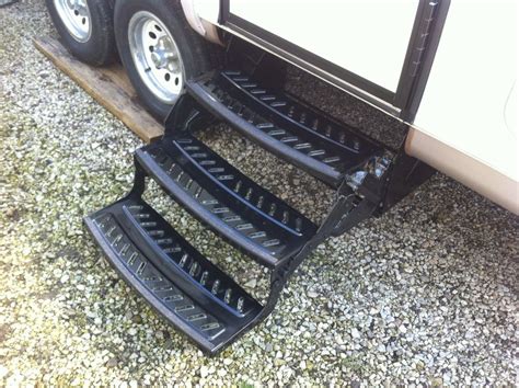 Lippert Manual Pull Out Steps For Rvs Triple 7 Droprise 24