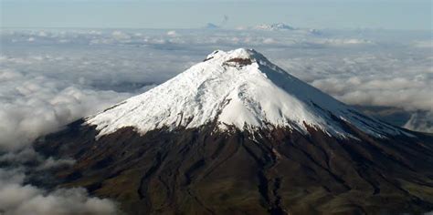 5 Volcanes Para Conocer En Ecuador