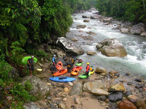 Kayaking Ecuador Rivers With The Locals Ecuador Kayak School And