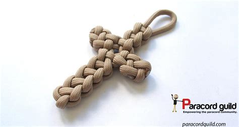Maybe you would like to learn more about one of these? Vertical crown knot cross - Paracord guild | Paracord ...