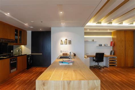Desain dapur minimalis dengan lampu gantung berbentuk senter. Bagaimana Cara Bermain Lighting Untuk Rumah Minimalis ...
