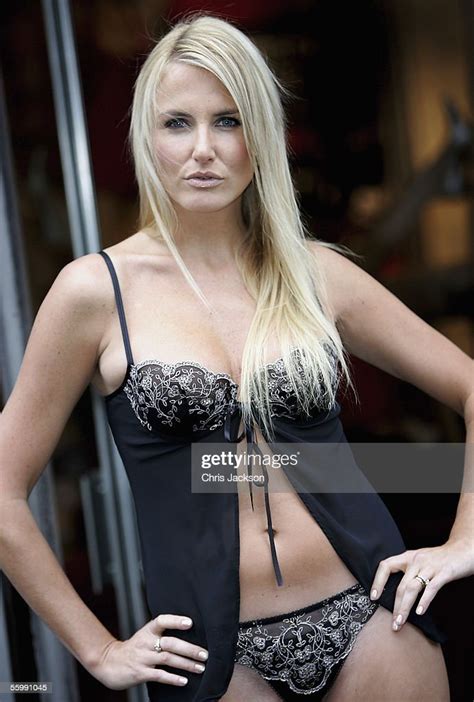 Model Nancy Sorrell Wife Of Comedian Vic Reeves Launches Nancys Nachrichtenfoto Getty