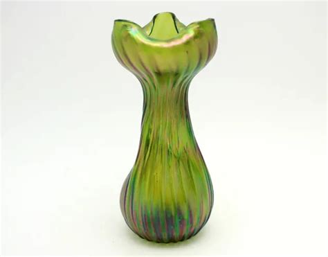 Vintage Hand Blown Loetz Green Iridescent Ribbed Art Glass Vase 299 99 Picclick