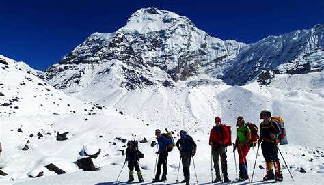 Baruntse Climbing Expedition Summitclimb