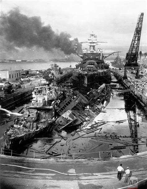 Pearl Harbor Remembered 75 Years Later — Ap Images Spotlight