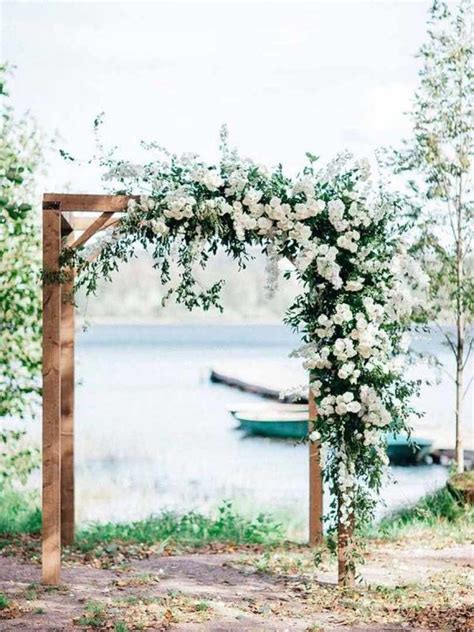 Aug 02, 2021 · if you're about to deck the halls of your wedding venue for winter nuptials of your own,. 23 Creative and Beautiful Wedding Arch Ideas (and How to ...