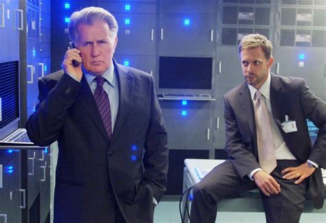 Guarda la raccolta foto di echelon conspiracy (2009). Echelon Conspiracy Picture 20