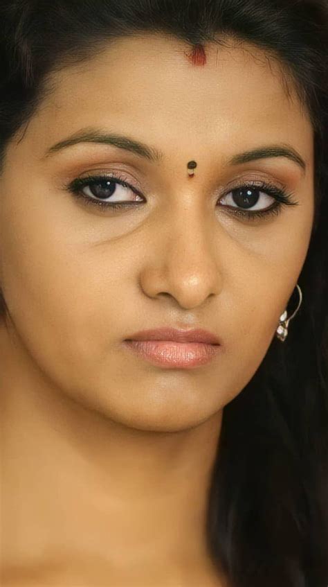 Pavani Tamil Actress Excited Hd Phone Wallpaper Peakpx