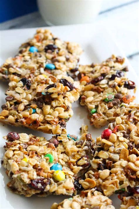 These homemade granola bars are made from wholesome ingredients, but taste just like the childhood favorite! Crunchy Granola Bars Recipe - An Easy Breakfast or After ...