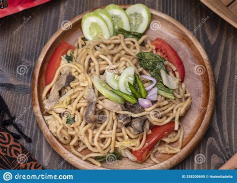 Bakmi Goreng Jawa The Popular Indonesian Dish Of Fried Noodles Royalty