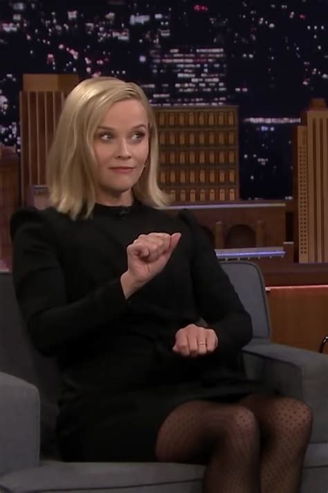 Allow Reese Witherspoon To Teach You Tiktoks Most Popular Dance Move Im Obsessed Popular