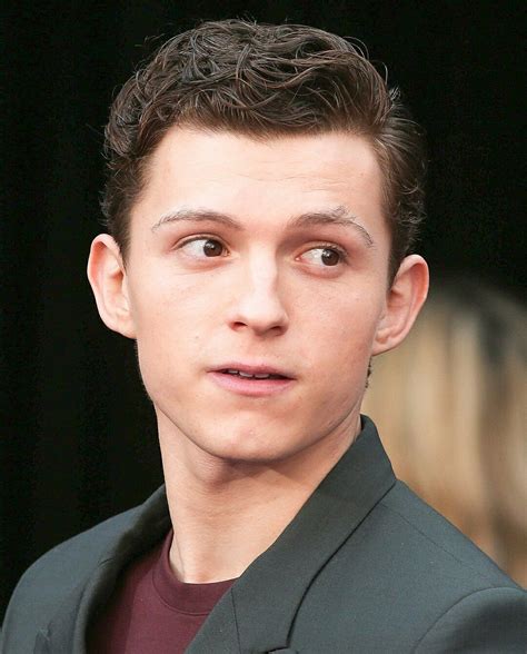 Pin by freew09 on Tom Holland | Tom holland, Toms, Holland