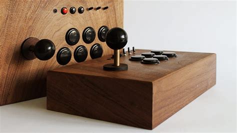 20000 Classic Arcade Games Deserve A Beautiful Wooden Console System