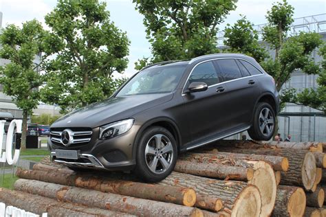 Then browse inventory or schedule a test drive. 2016 Mercedes-Benz GLC 300 Sheds Boxy Style, Gains New ...