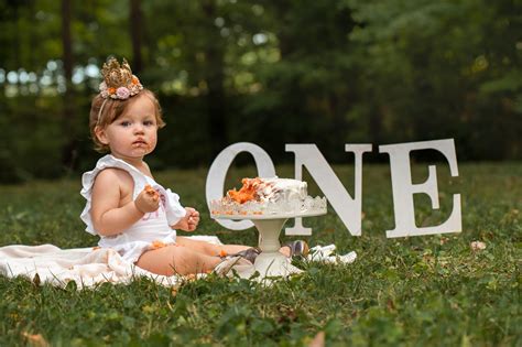 Outdoor Vintage Cake Smash — Sweet Pickins Studio