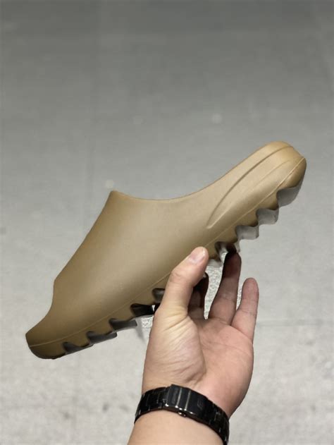 Adidas Yeezy Slipper For Men 973477 5600 Usd Wholesale Replica