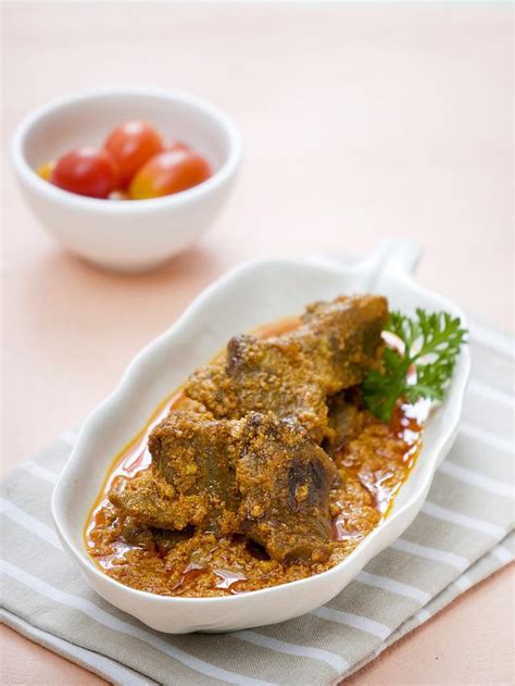 5 makanan khas sumatera barat selain rendang, lengkap dengan resepnya · kompas.com · baca juga: 55+ Makanan Khas Sumatera Barat (NAMA, PENJELASAN, GAMBAR)