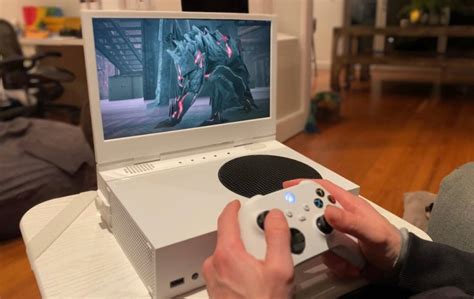 With The Xscreen The Xbox Series S Becomes A Portable Console Respawwn