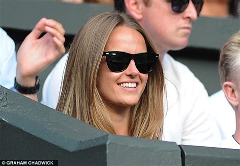 Roberto bautista agut is a father for the first time, following the birth of his son, roberto, on tuesday in valencia. The number two son: None of my family came to watch me ...