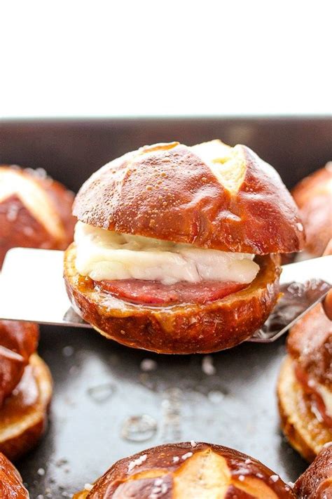 A weeknight dinner idea everyone will love! Garlic Summer Sausage Pretzel Bun Sliders | Recipe ...